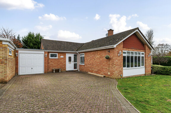 Sandown Drive Image