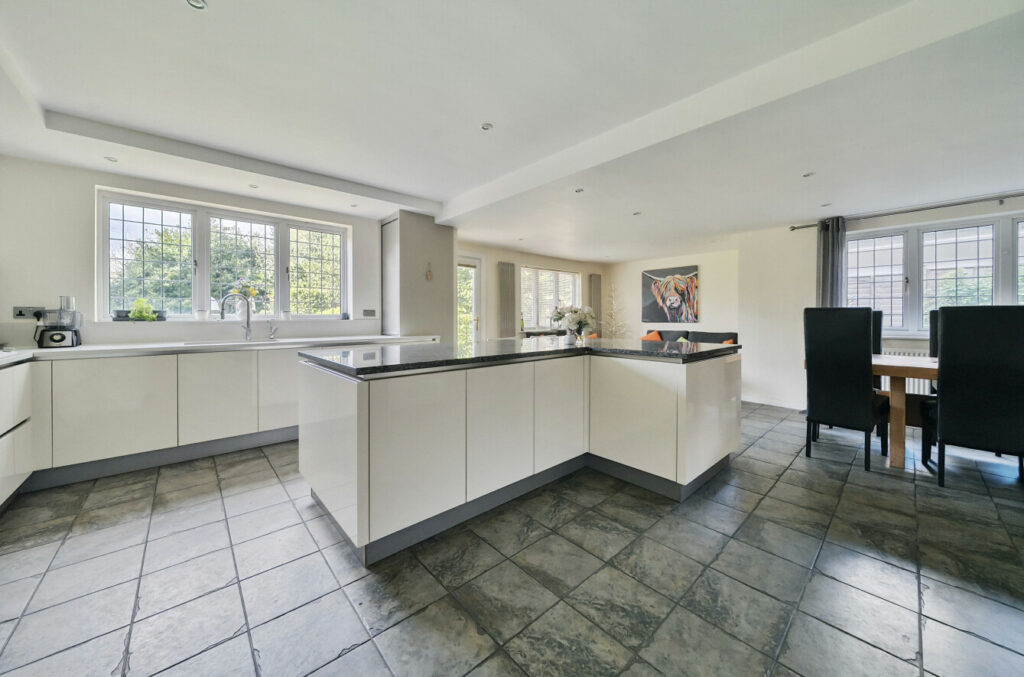 Property Image_11