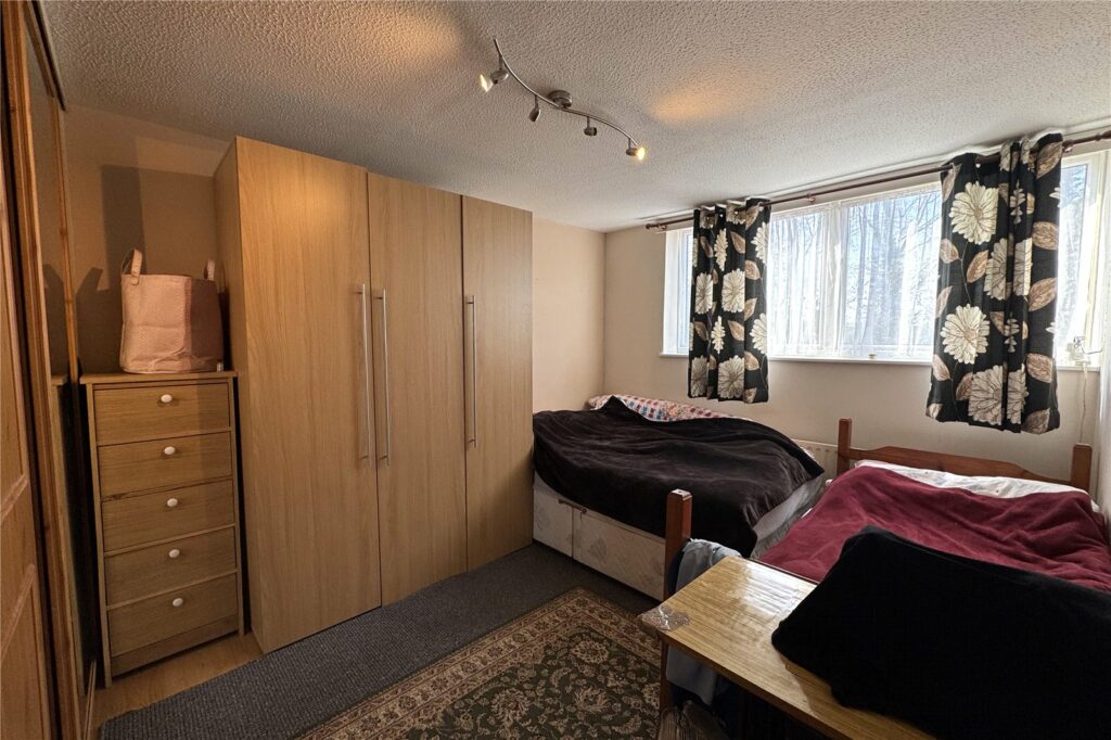 Property Image_11