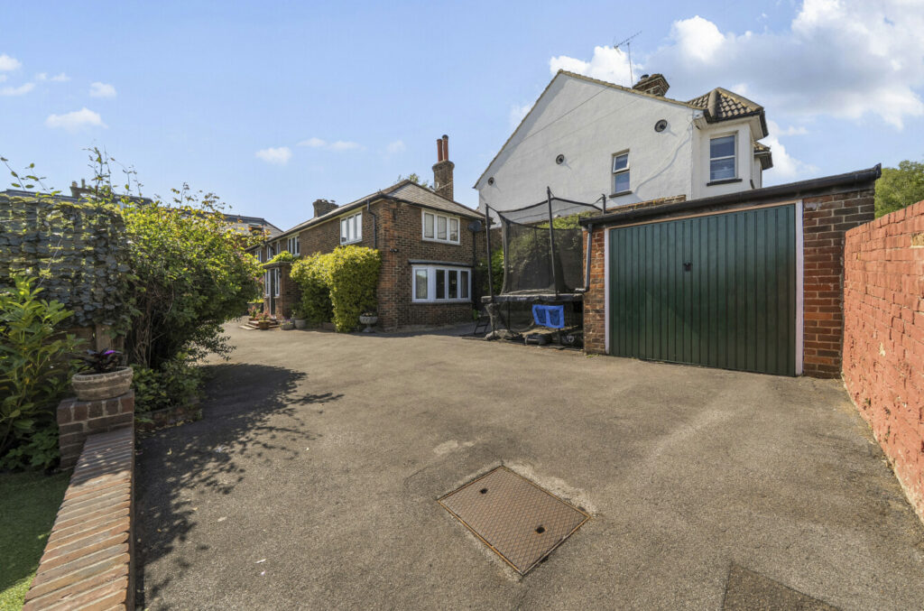 Property Image_11