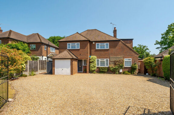 Upper Weybourne Lane Image