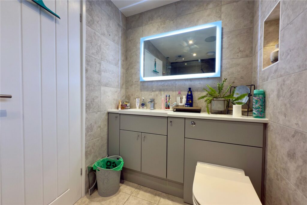 Property Image_11