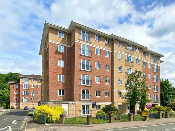 Farnborough Road Image