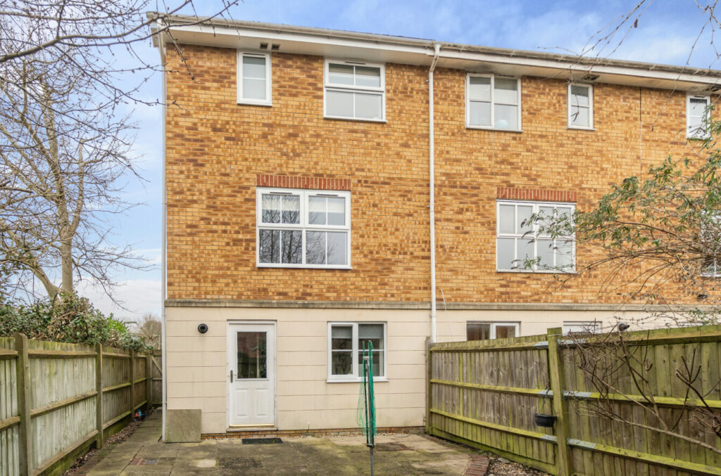 Property Image_11