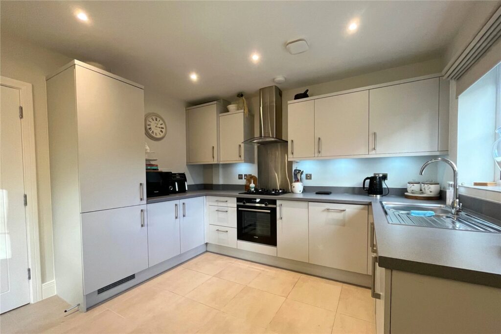 Property Image_11