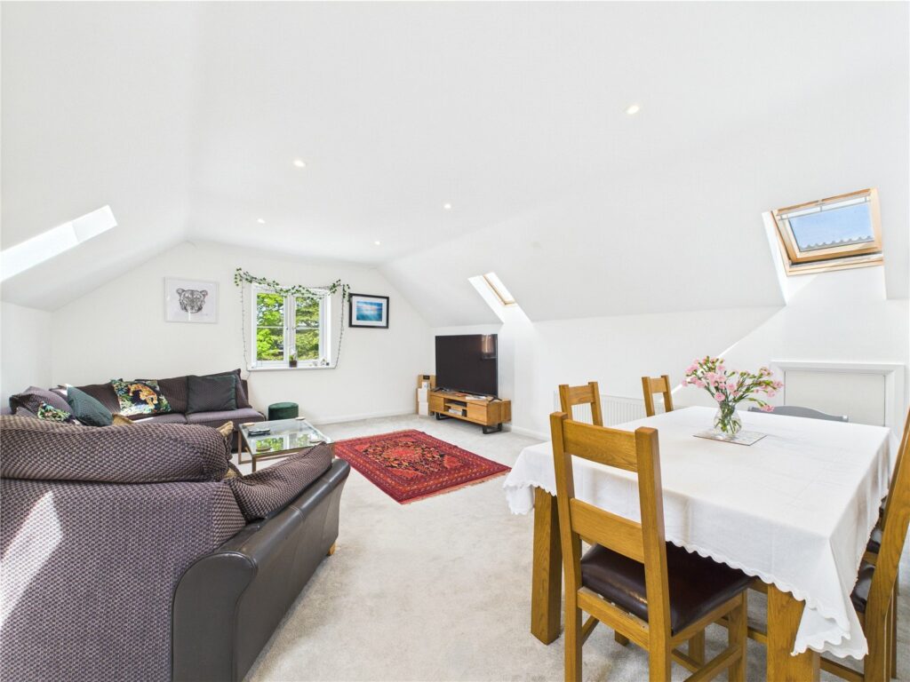 Property Image_11