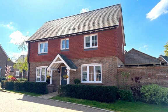 Deepford Crescent Image