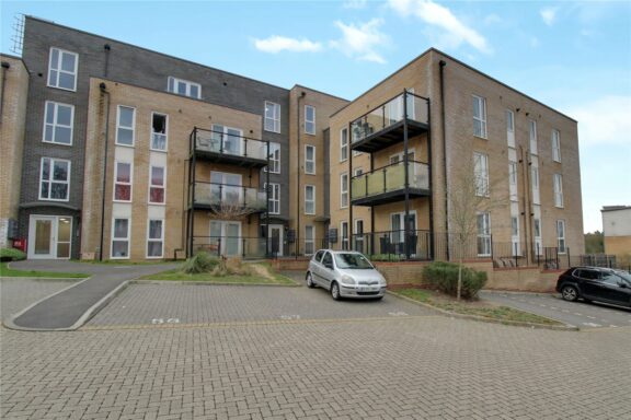 Woolhampton Drive Image