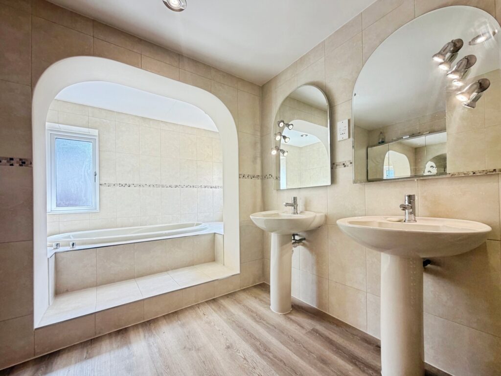 Property Image_23