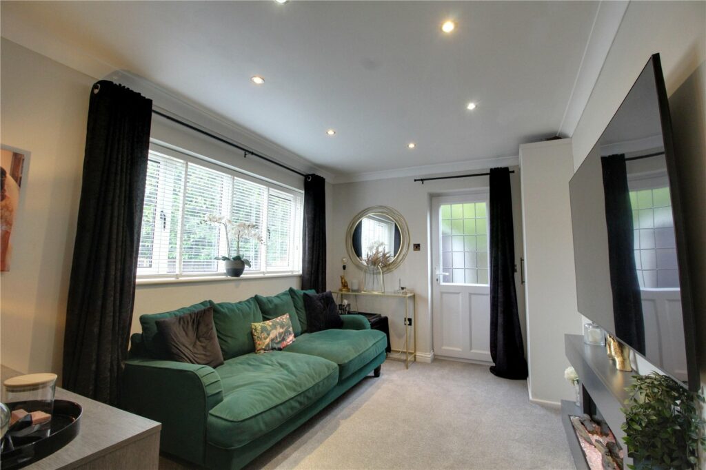 Property Image_12
