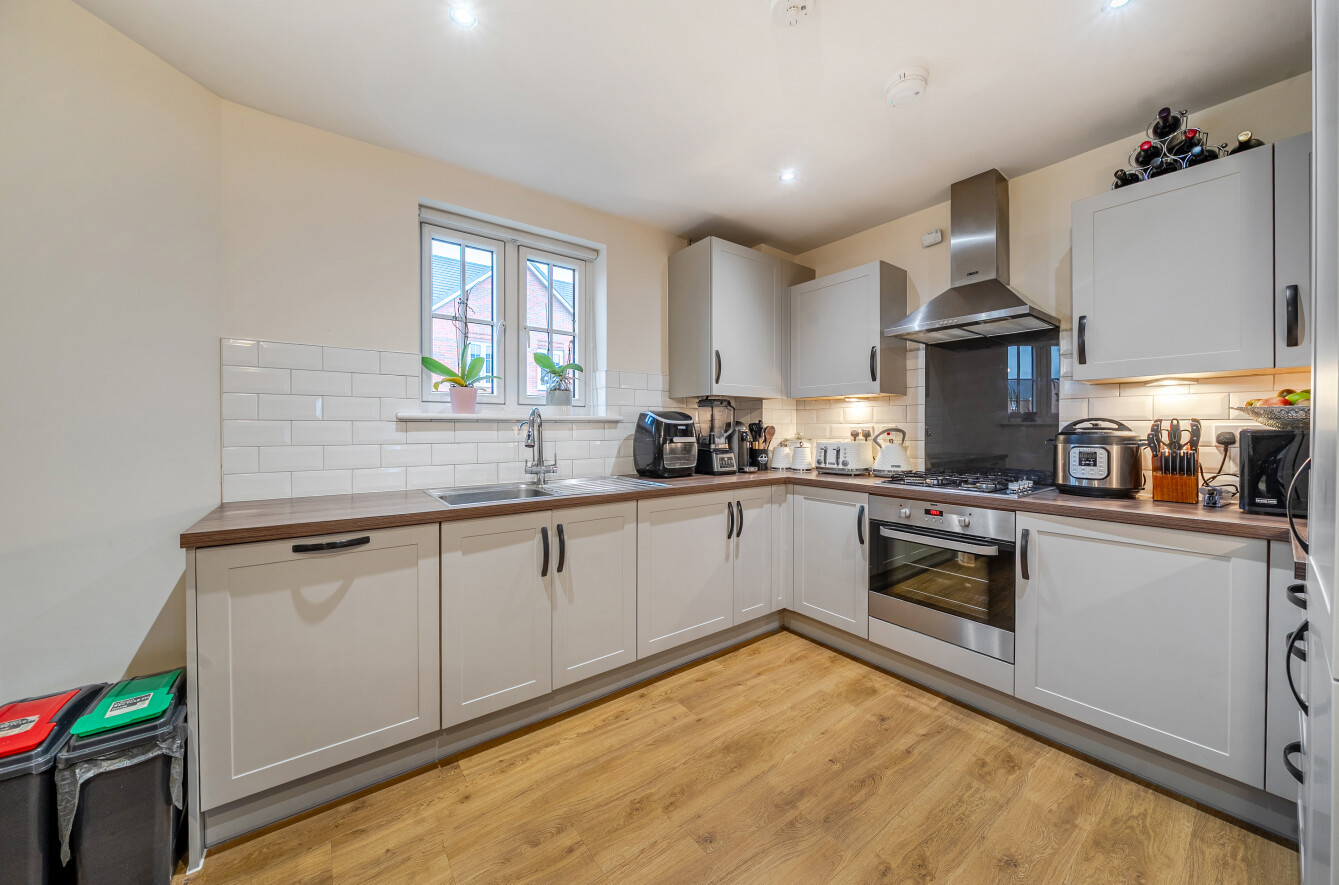1392761-10-69401e…