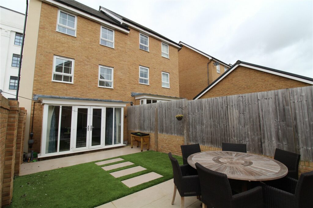 Property Image_24