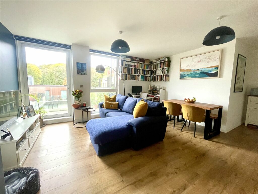 Property Image_11