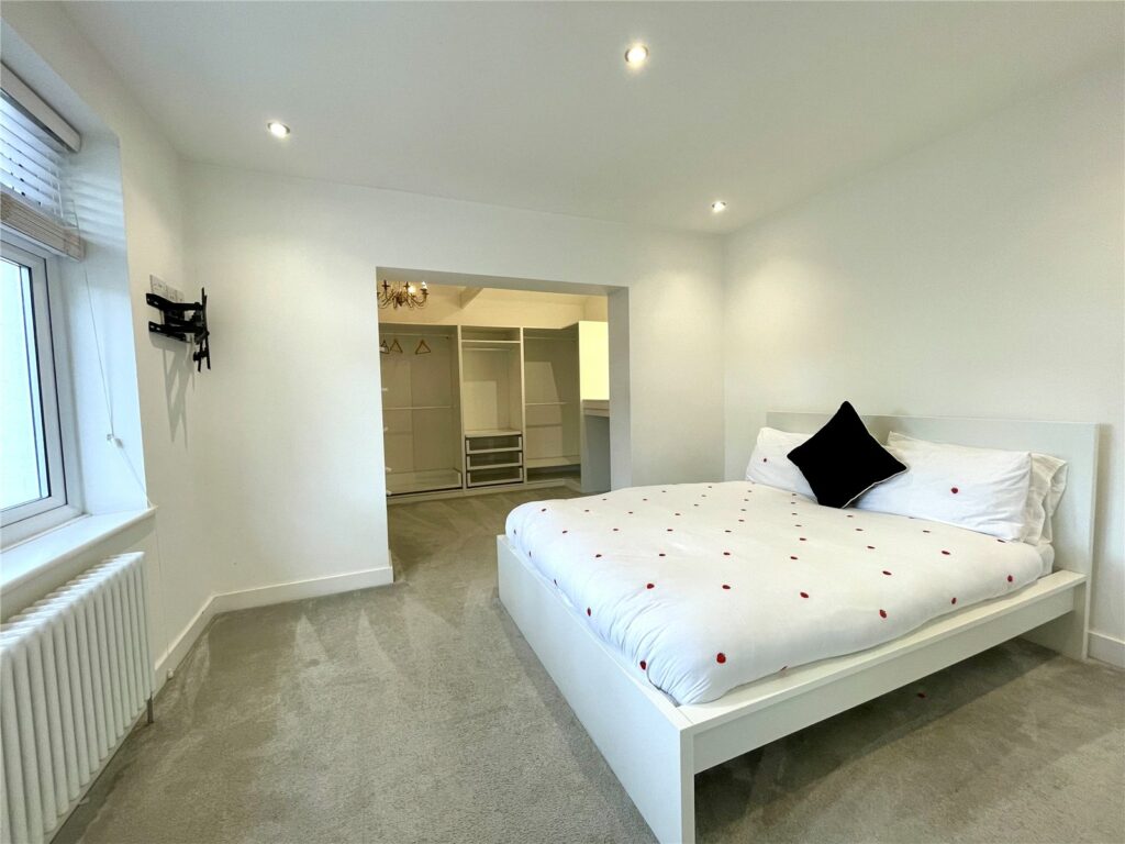 Property Image_11