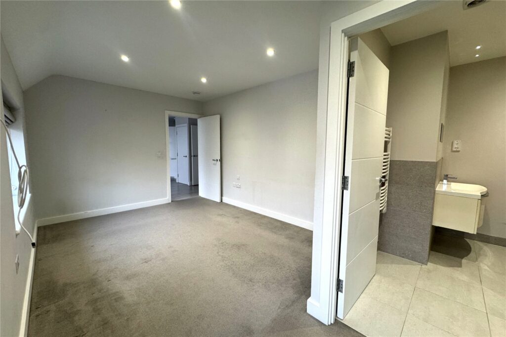 Property Image_12