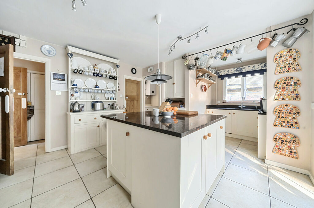 Property Image_11