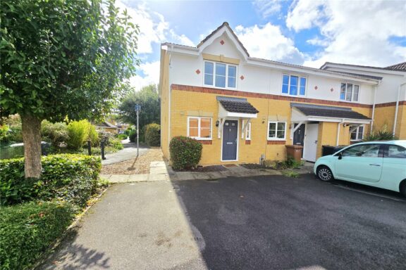 Shackleton Close Image