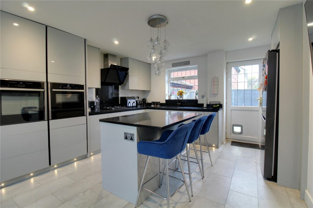Property Image_4