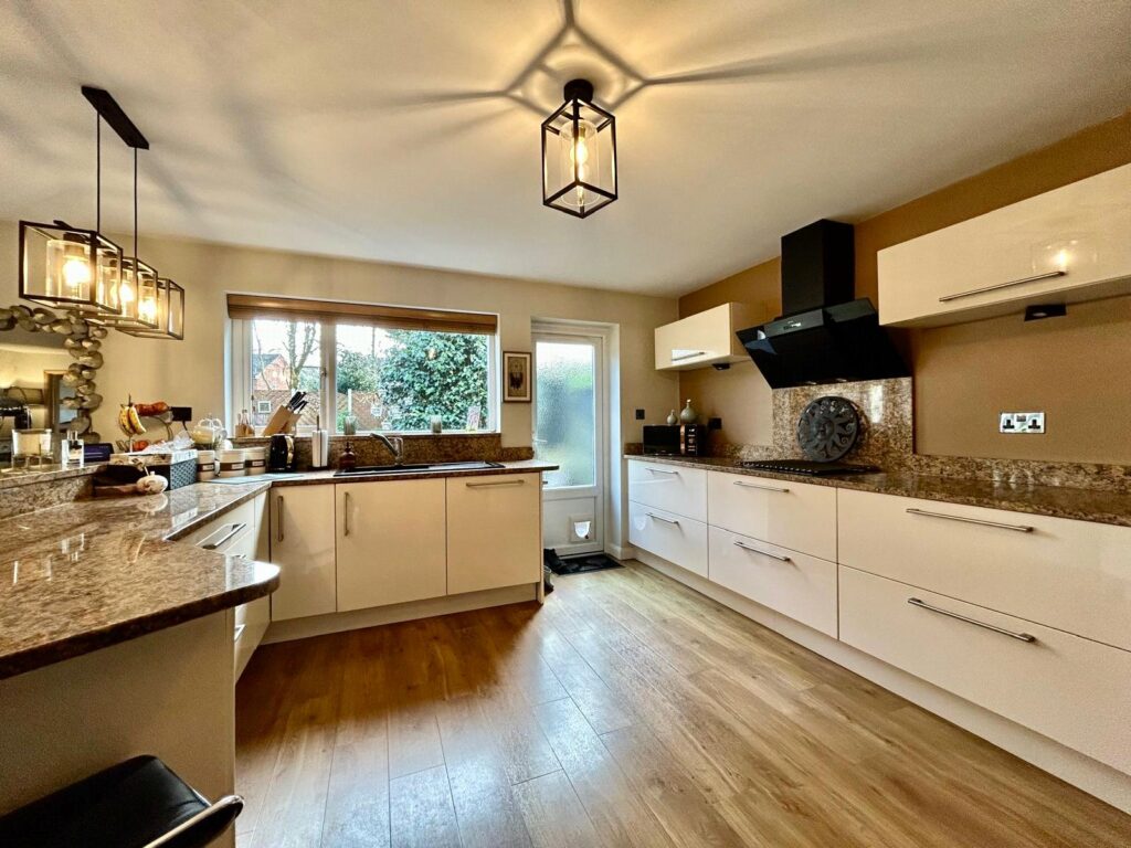 Property Image_4