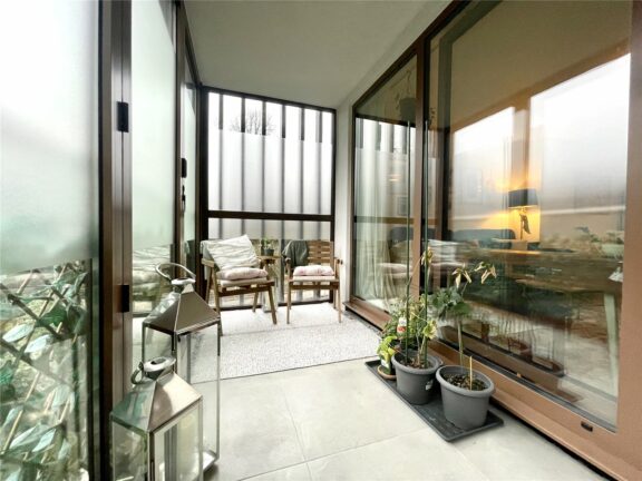 Farnborough Road Image