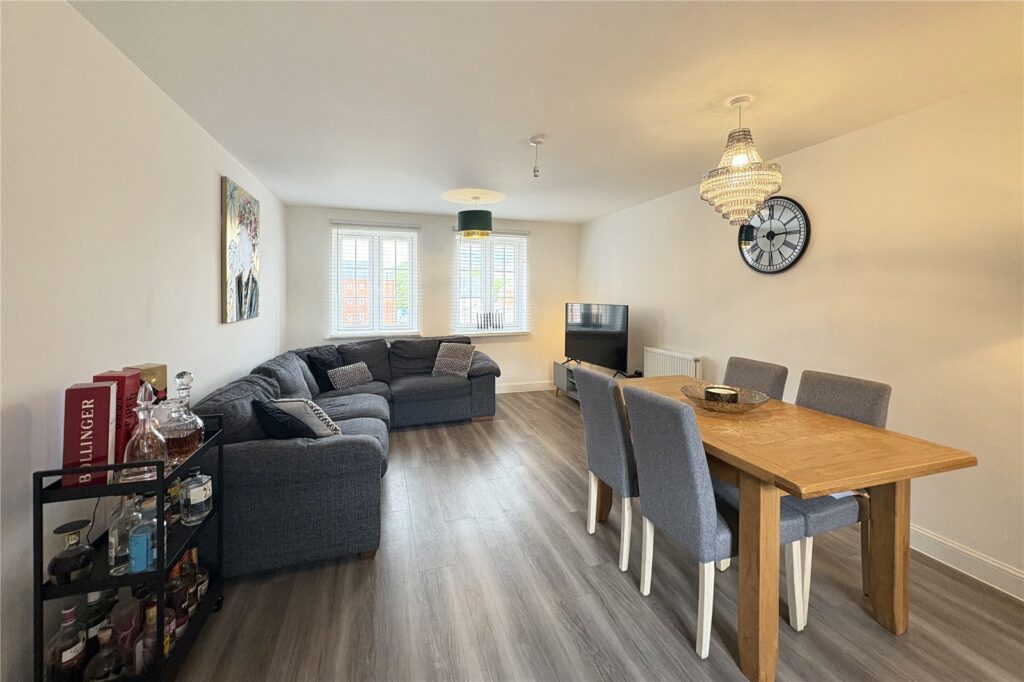 Property Image_11