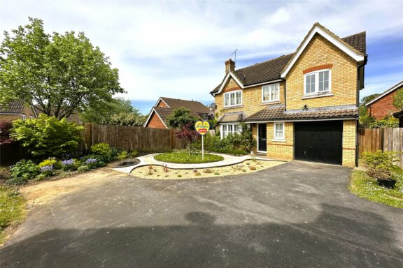 Danvers Drive Image
