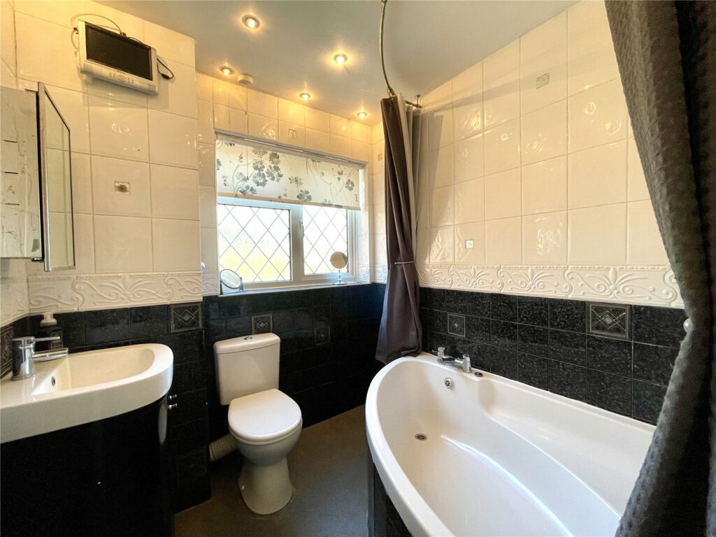 Property Image_25