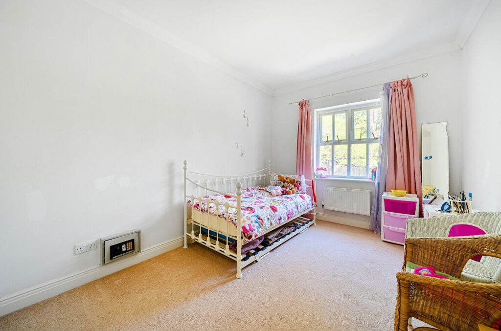 Property Image_11
