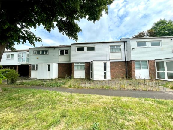 Bracklesham Close Image