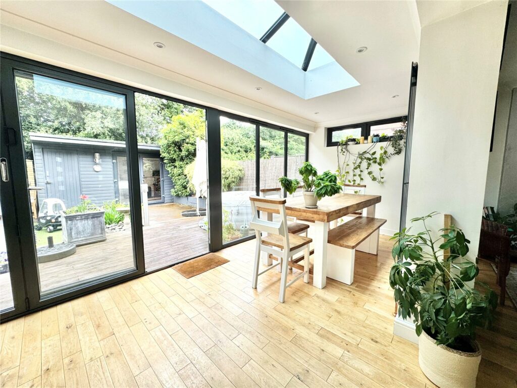 Property Image_11