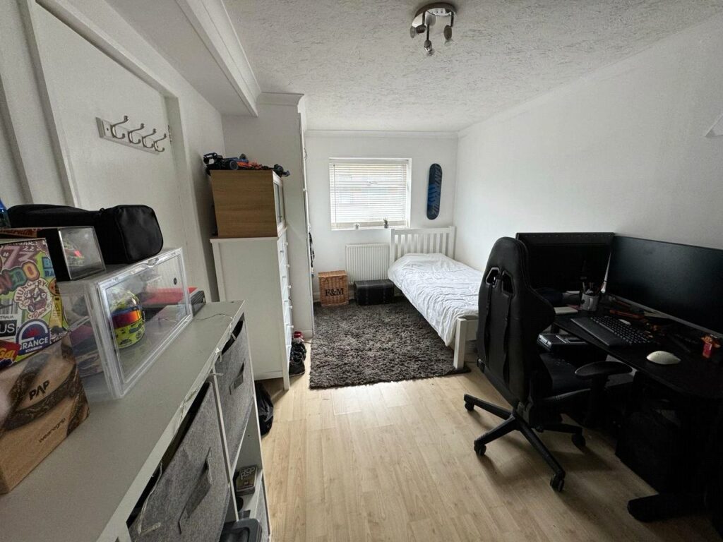 Property Image_11