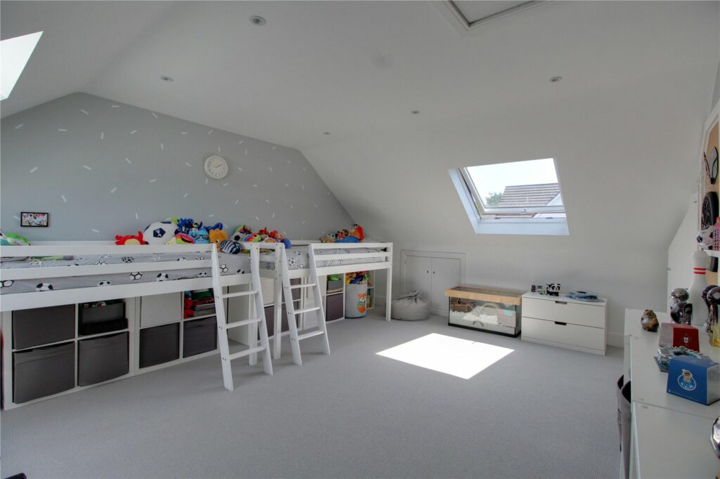Property Image_11