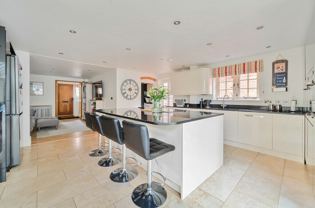 Property Image_4