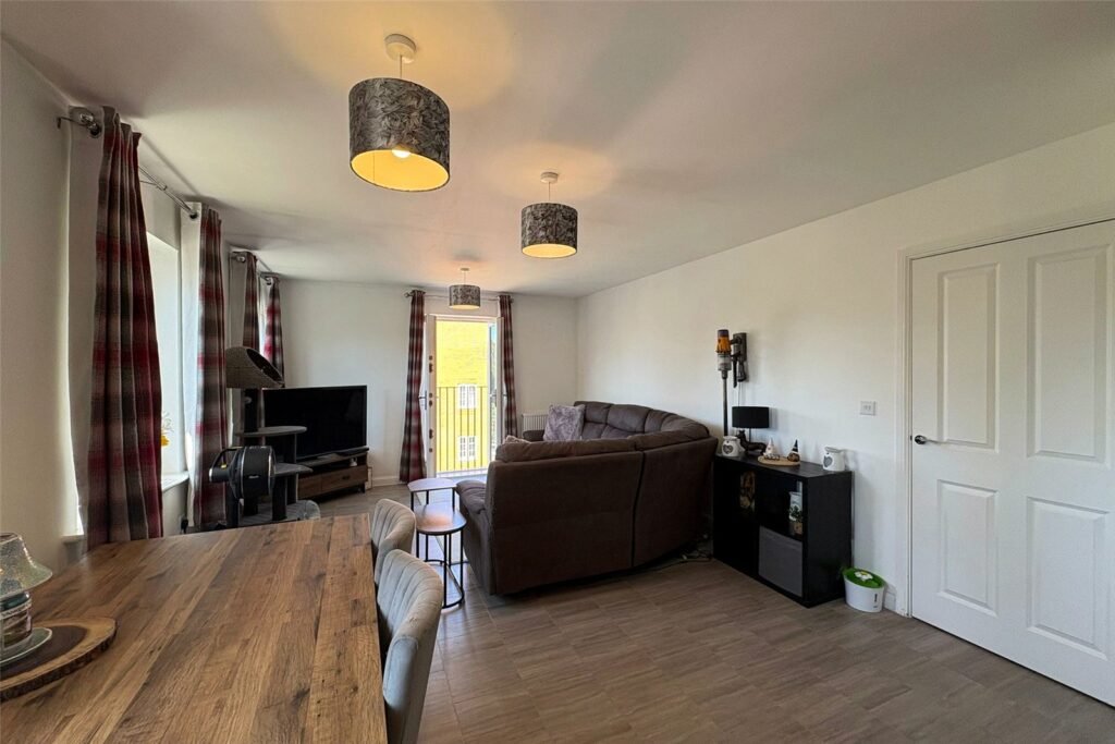 Property Image_11