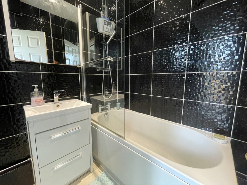 Property Image_18