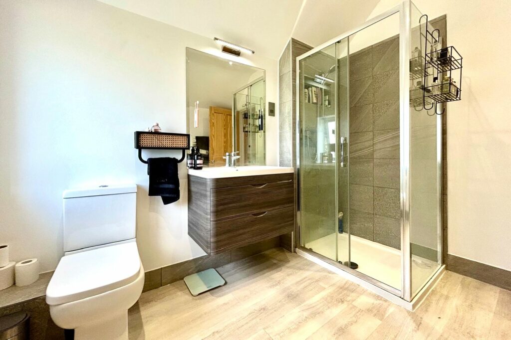 Property Image_17