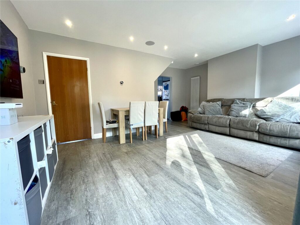 Property Image_11