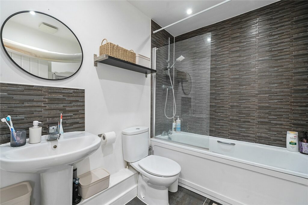 Property Image_17