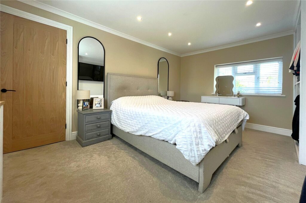 Property Image_11