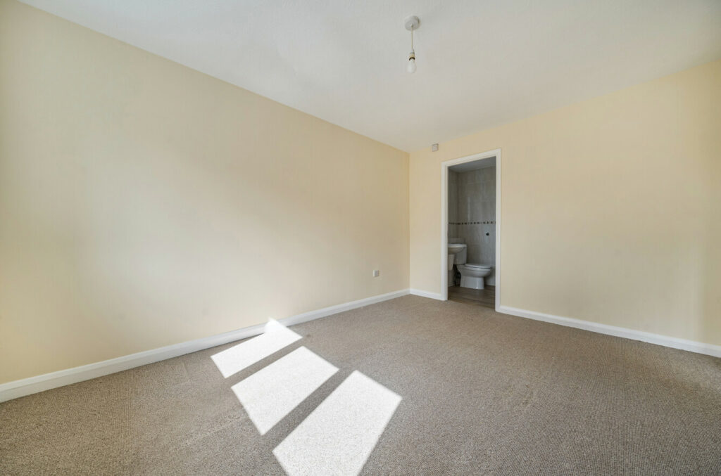 Property Image_11