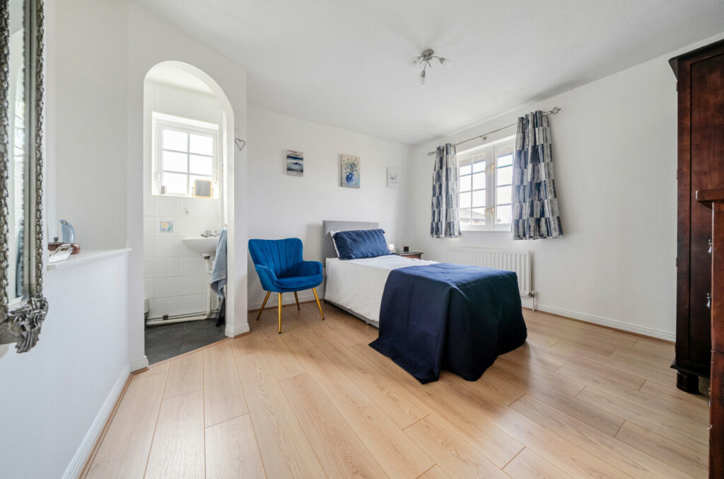 Property Image_16