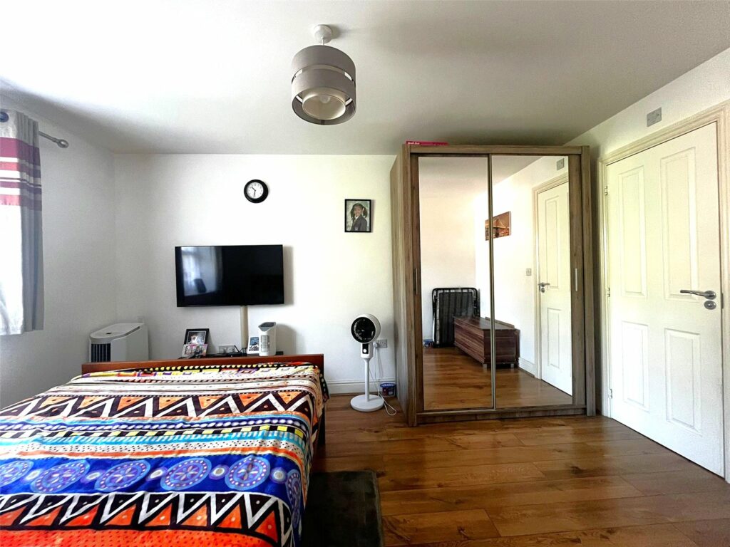 Property Image_4