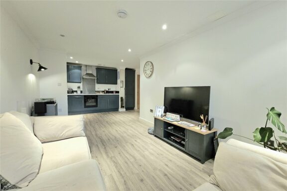Heathcote Road Image