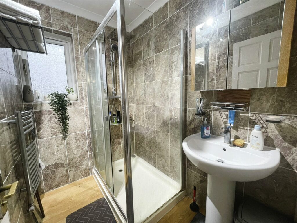 Property Image_11