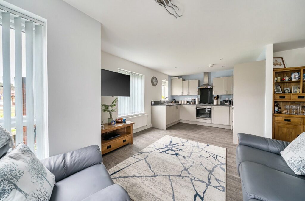 Property Image_11