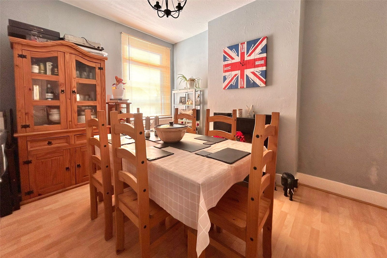 Picture No. 05