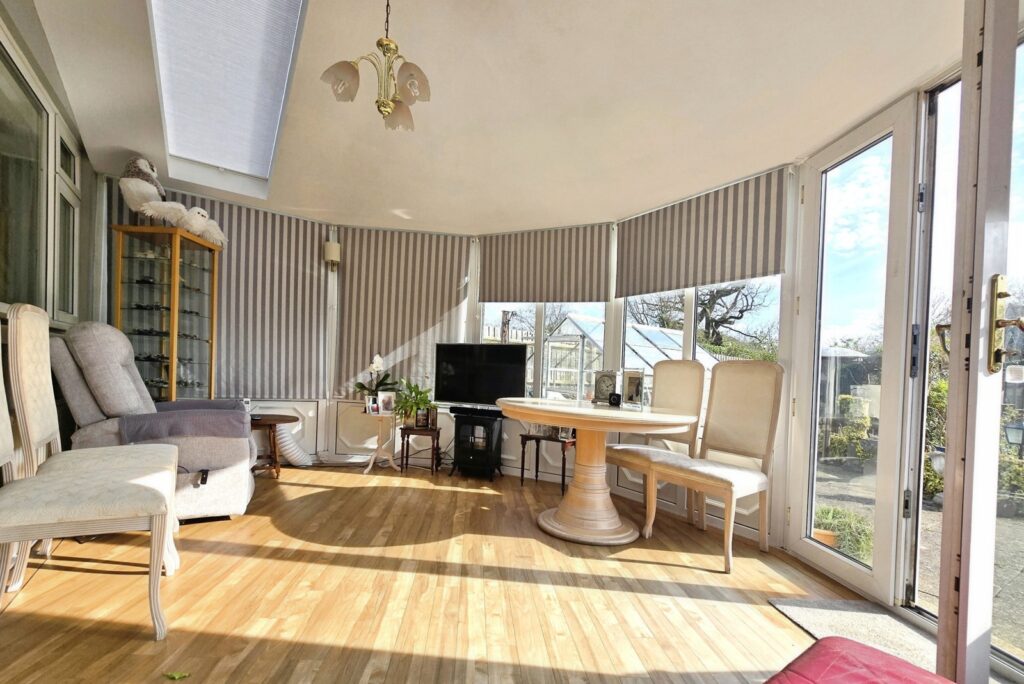 Property Image_11