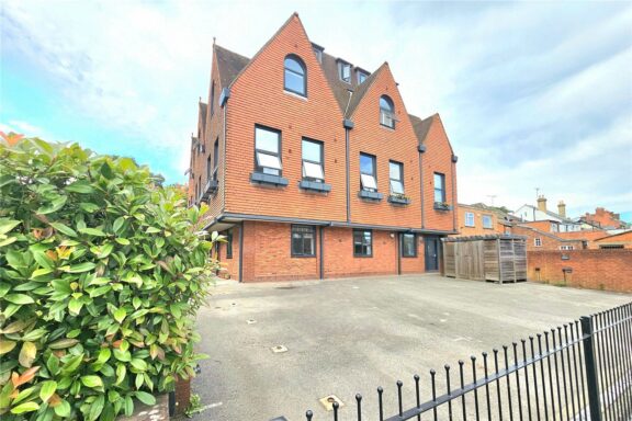 Parkgate House Image
