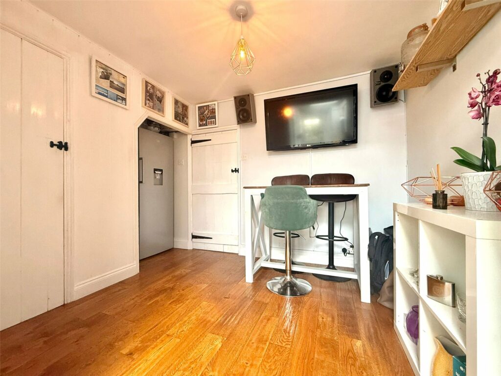 Property Image_11