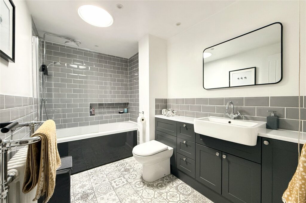 Property Image_11